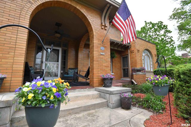 1515 NE GLEN OAK Avenue, Peoria, IL 61603