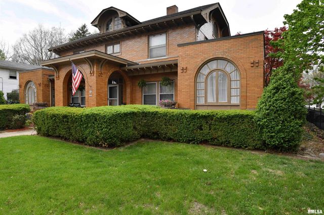 1515 NE GLEN OAK Avenue, Peoria, IL 61603