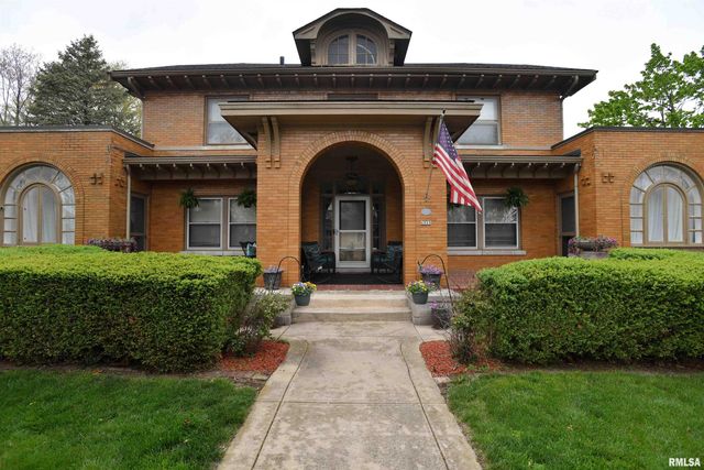 1515 NE GLEN OAK Avenue, Peoria, IL 61603