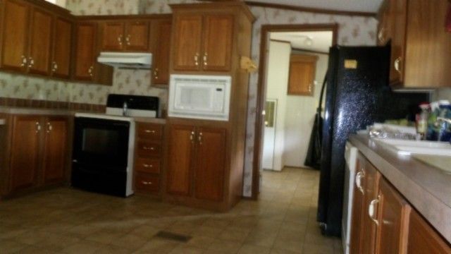 11500 Clay County Hwy, Moss, TN 38575