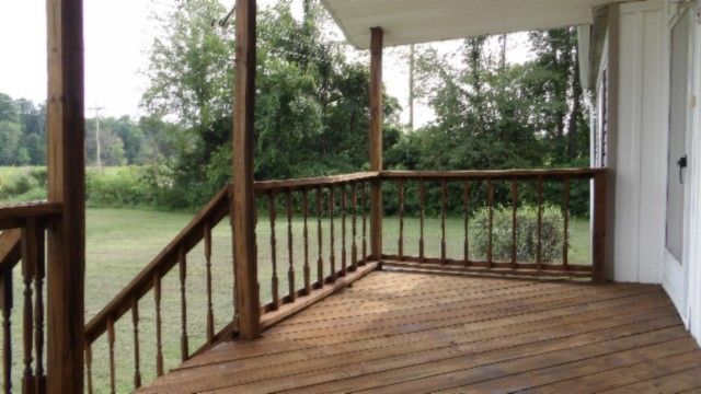 11500 Clay County Hwy, Moss, TN 38575
