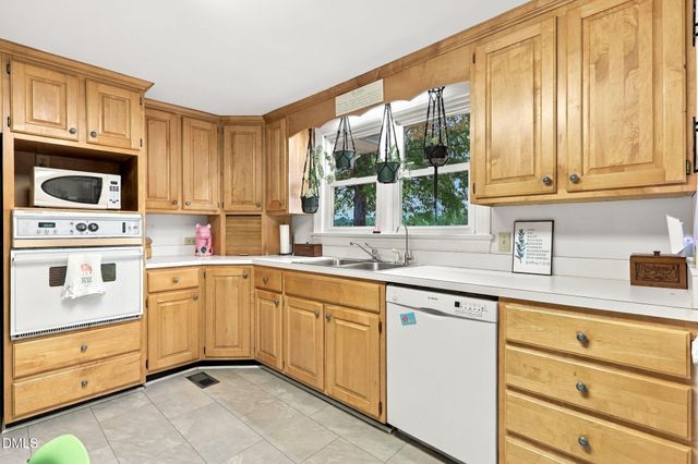 3887 Plainview Church Road, Angier, NC 27501