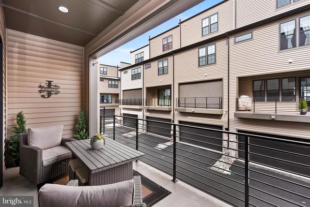 43486 WILCOX TER, Ashburn, VA 20148