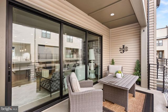 43486 WILCOX TER, Ashburn, VA 20148