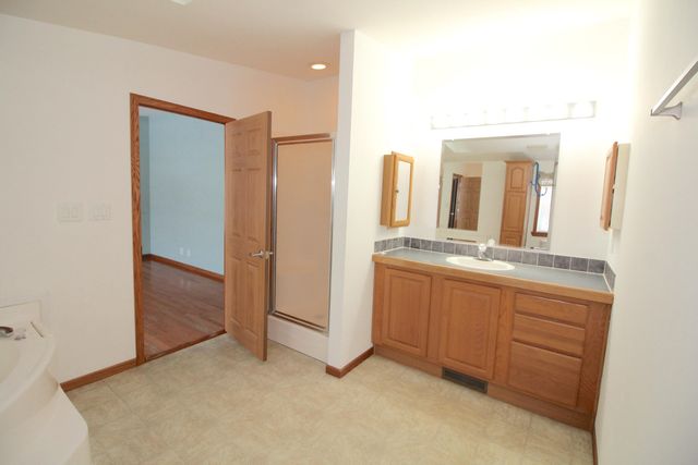 23 Timber Trail, Sandown, NH 03873