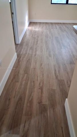 1919 Van Buren St 212A, Hollywood, FL 33020