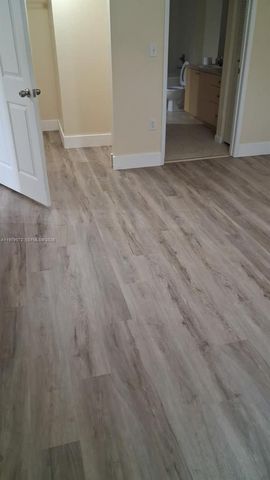 1919 Van Buren St 212A, Hollywood, FL 33020