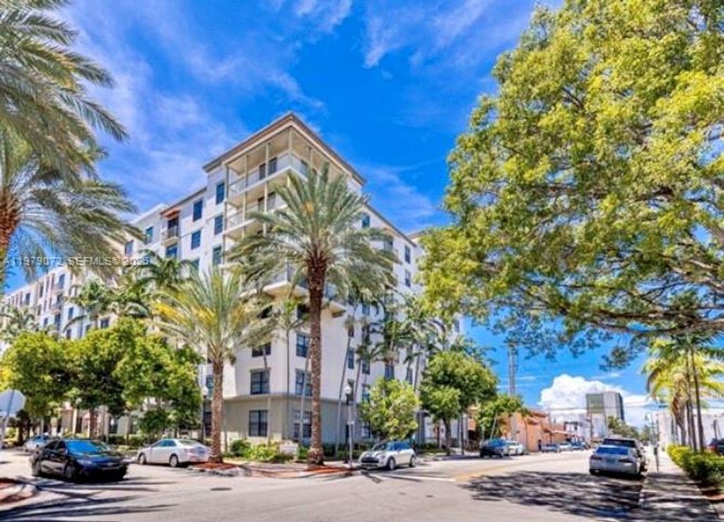 1919 Van Buren St 212A, Hollywood, FL 33020