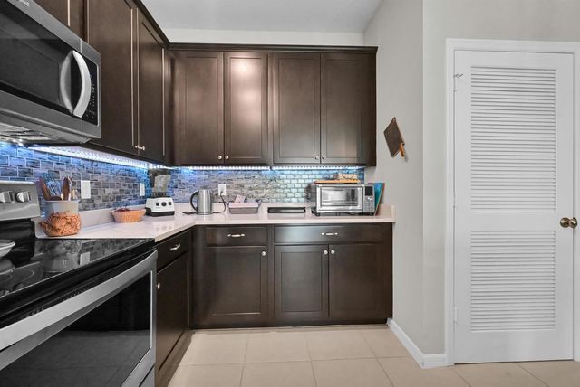 1623 Merriment Way, Fort Pierce, FL 34947