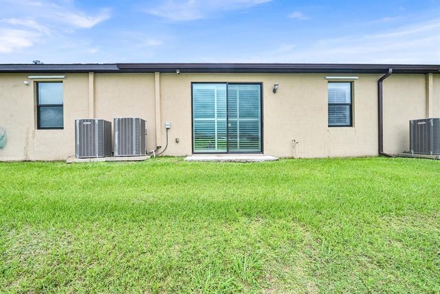 1623 Merriment Way, Fort Pierce, FL 34947