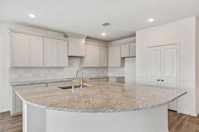 21119 Sunlight Grove Drive, Bonney, TX 77583