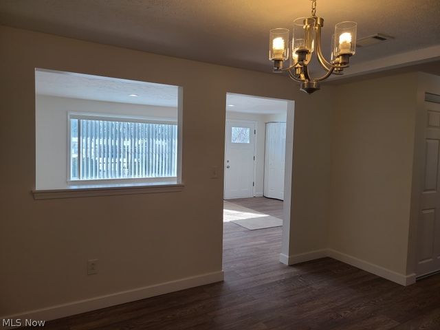 1485 Pike Pky, Streetsboro, OH 44241