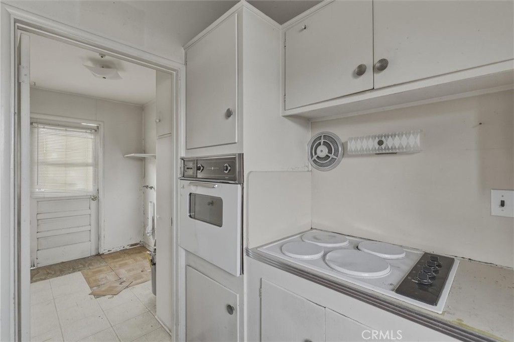 Image 10 of property listing at 6262 Chinook Avenue, Westminster, CA 92683