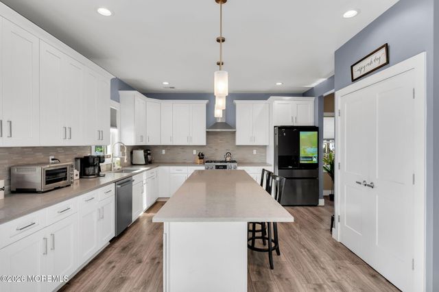 312 Elm Court, Brick, NJ 08723
