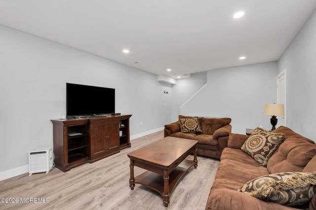312 Elm Court, Brick, NJ 08723
