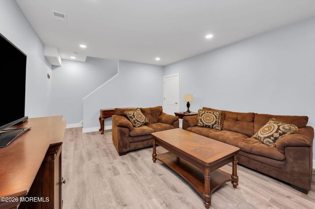 312 Elm Court, Brick, NJ 08723