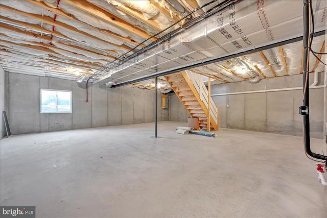 1 LANTERN CT, Carlisle, PA 17013