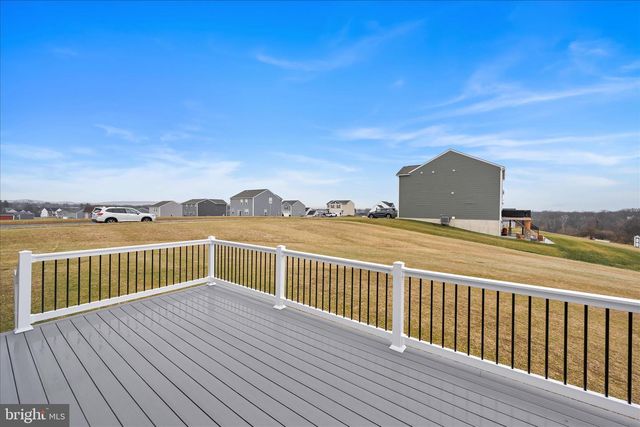 1 LANTERN CT, Carlisle, PA 17013