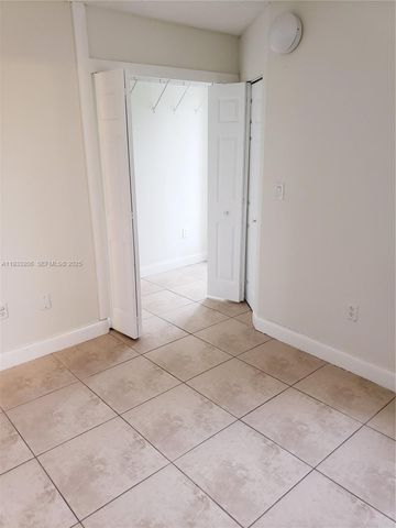 8660 NW 5th Ter 15-209, Miami, FL 33126