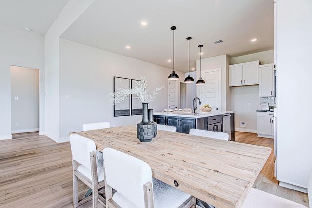 141 Peninsula Point Drive, Montgomery, TX 77356