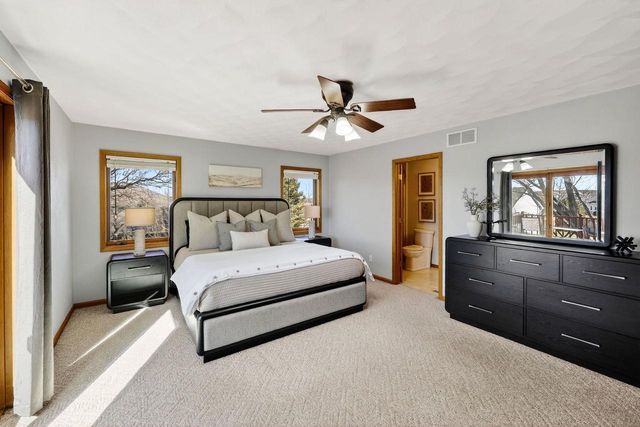 3823 Falcon Ridge Drive, Janesville, WI 53548