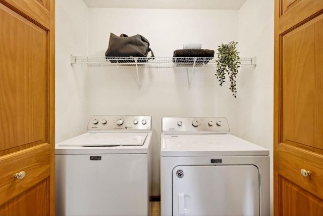 3823 Falcon Ridge Drive, Janesville, WI 53548