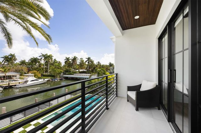 885 NE 76th Street, Miami, FL 33138