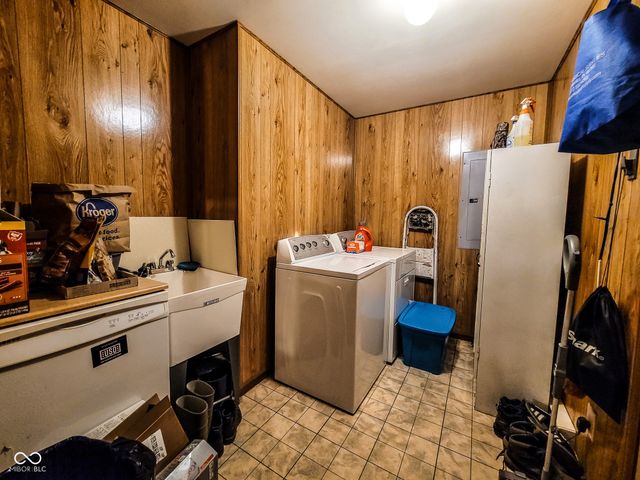 24115 Sanes Creek Road, Laurel, IN 47024