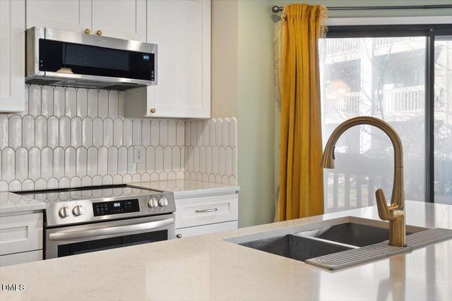 924 New Kent Place, Cary, NC 27511