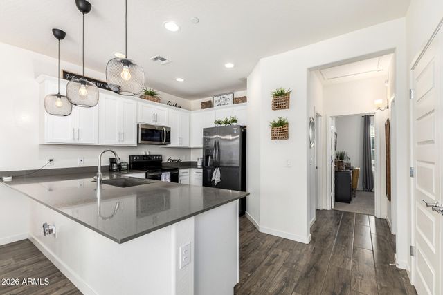 4049 E TOLEDO Street 105, Gilbert, AZ 85295