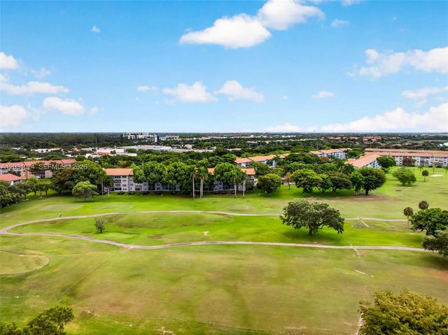 700 SW 128th Ave 306C, Pembroke Pines, FL 33027