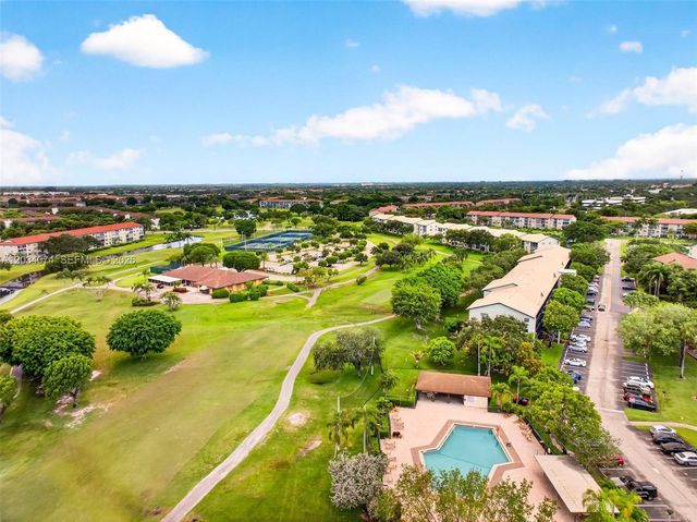 700 SW 128th Ave 306C, Pembroke Pines, FL 33027