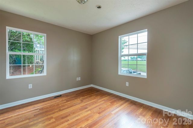 104 Bethel Street, Morganton, NC 28655