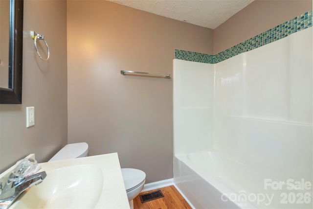 104 Bethel Street, Morganton, NC 28655