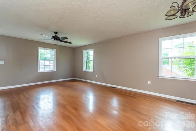 104 Bethel Street, Morganton, NC 28655