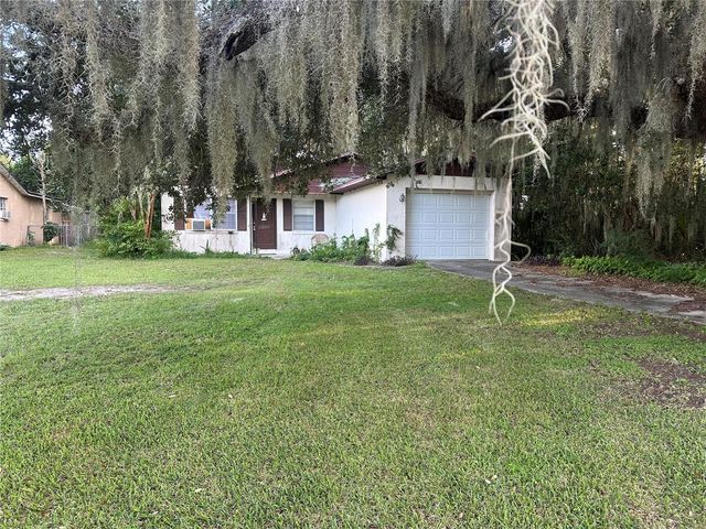 2203 BUTLER STREET, Leesburg, FL 34748