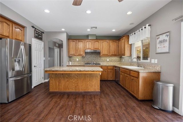 12809 Trafalgar Square, Bakersfield, CA 93312