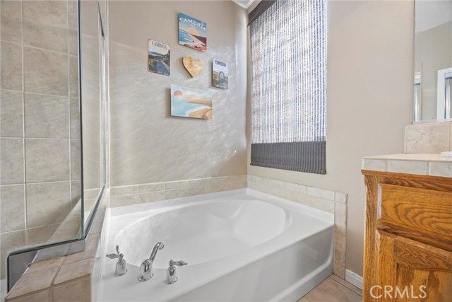 12809 Trafalgar Square, Bakersfield, CA 93312