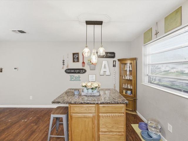 216 NE Cindy Lane, Burleson, TX 76028