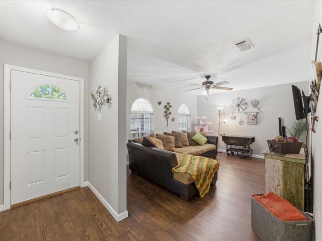 216 NE Cindy Lane, Burleson, TX 76028