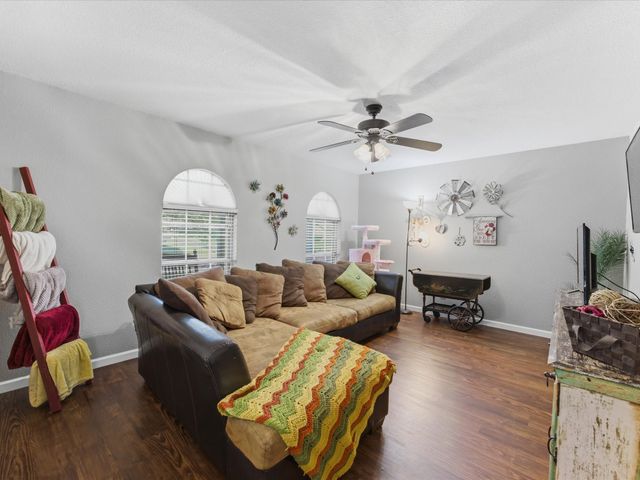 216 NE Cindy Lane, Burleson, TX 76028