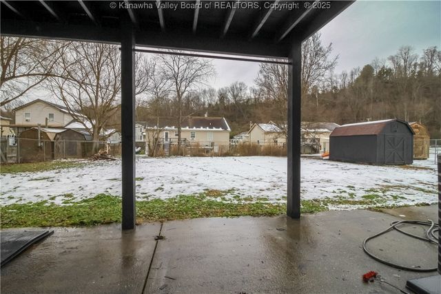 113 Pinehurst Drive, Tornado, WV 25202