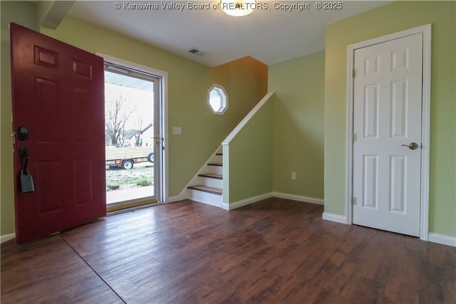 113 Pinehurst Drive, Tornado, WV 25202