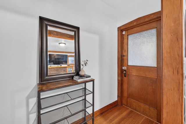 2926 N Avers Avenue, Chicago, IL 60618