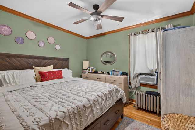 2926 N Avers Avenue, Chicago, IL 60618