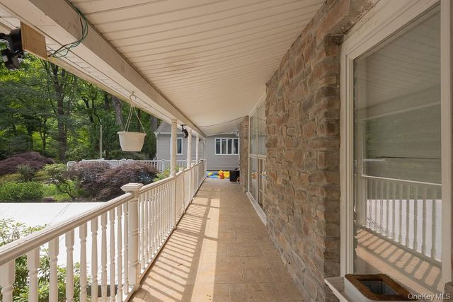 23 Sky Meadow Road, Suffern, NY 10901