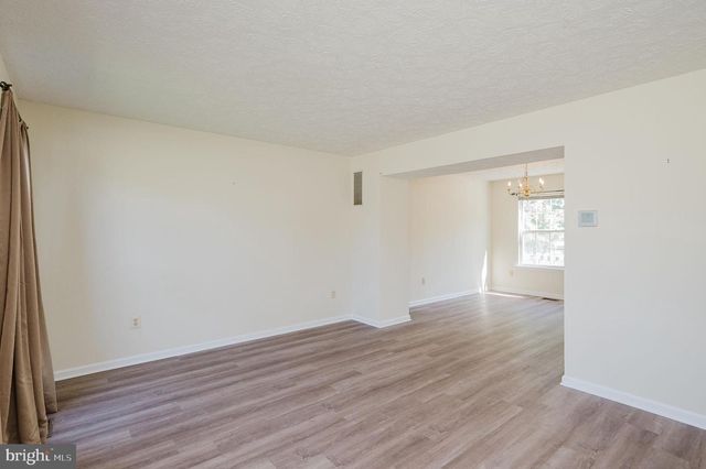 1123 HARFORD TOWN DR, Abingdon, MD 21009