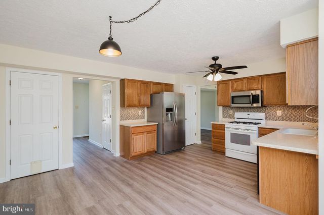 1123 HARFORD TOWN DR, Abingdon, MD 21009