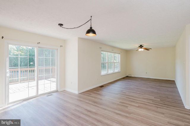 1123 HARFORD TOWN DR, Abingdon, MD 21009