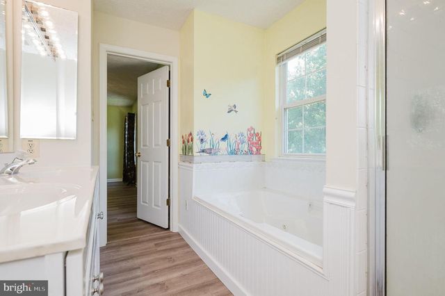 1123 HARFORD TOWN DR, Abingdon, MD 21009